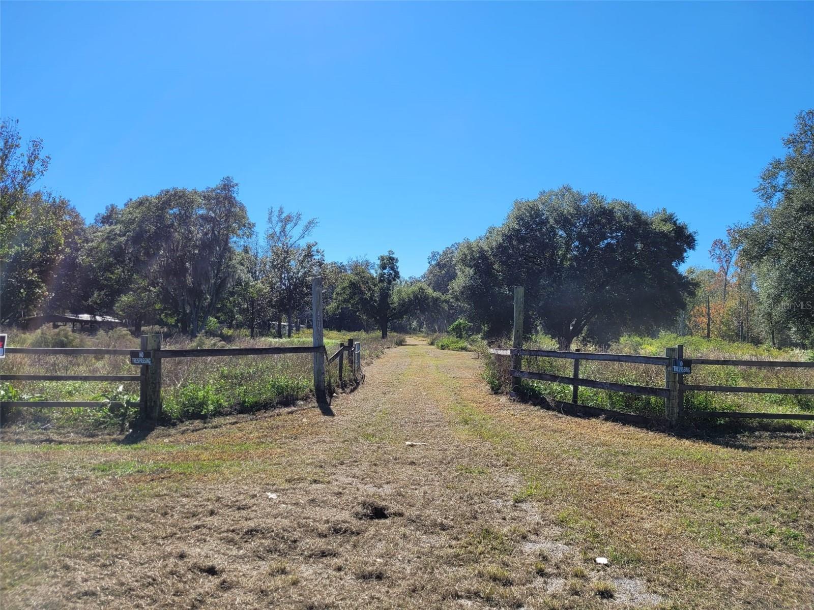Details for 44150 County Road 54 E, KATHLEEN, FL 33849