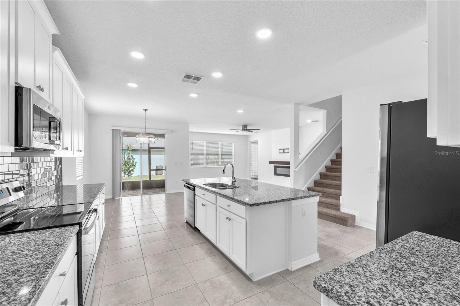 Image 10 of 39 For 3113 Marine Grass Drive