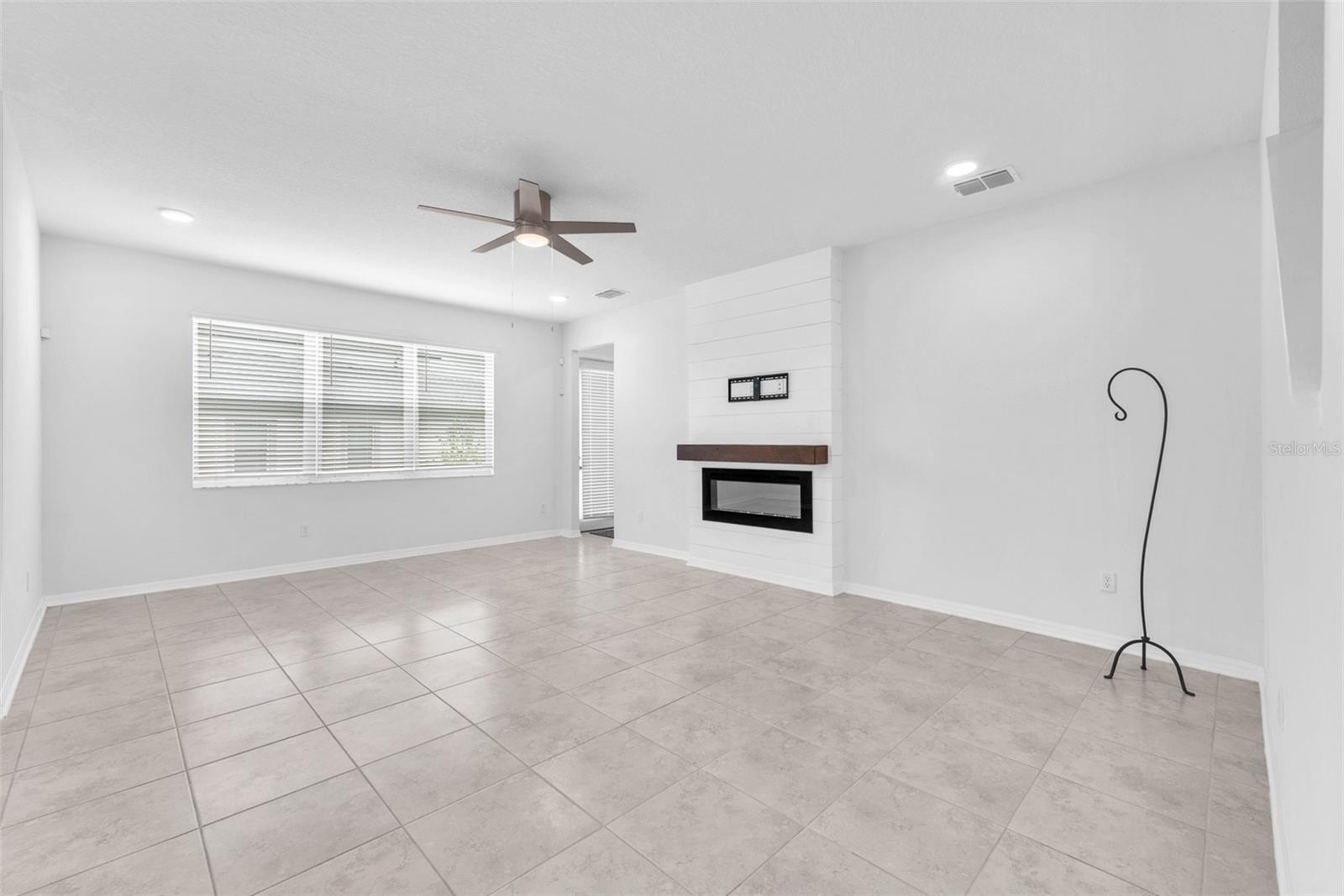 Image 12 of 39 For 3113 Marine Grass Drive