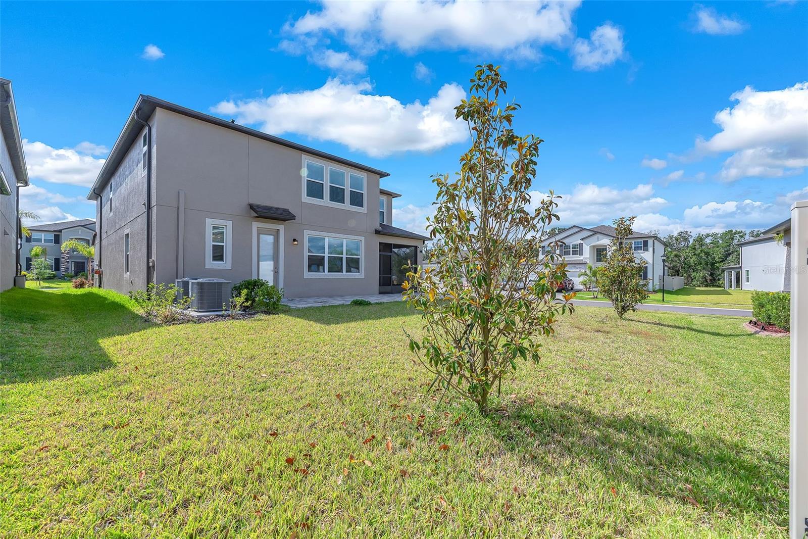 Image 28 of 39 For 3113 Marine Grass Drive