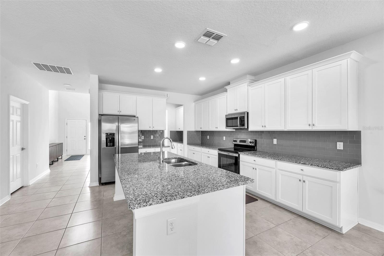 Image 8 of 39 For 3113 Marine Grass Drive