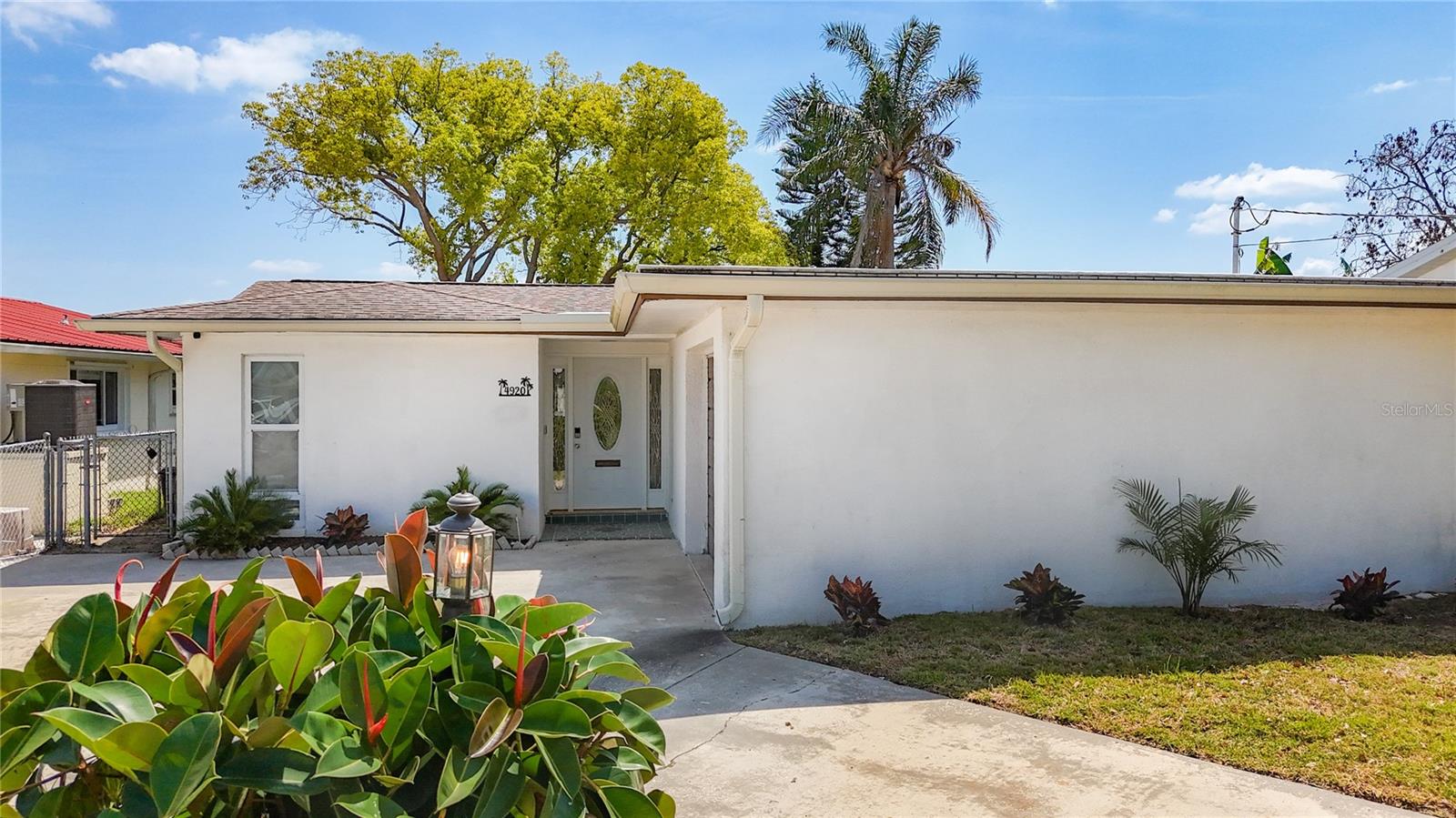 Listing photo id 9 for 4920 Pelican Drive