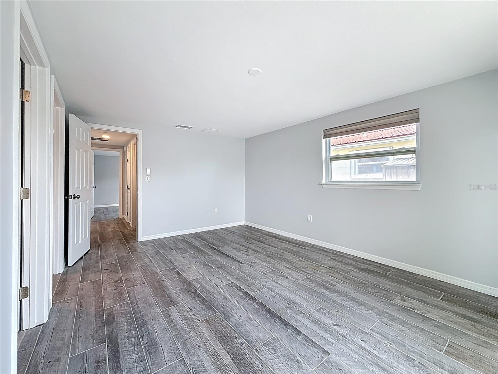 Listing photo id 31 for 4920 Pelican Drive