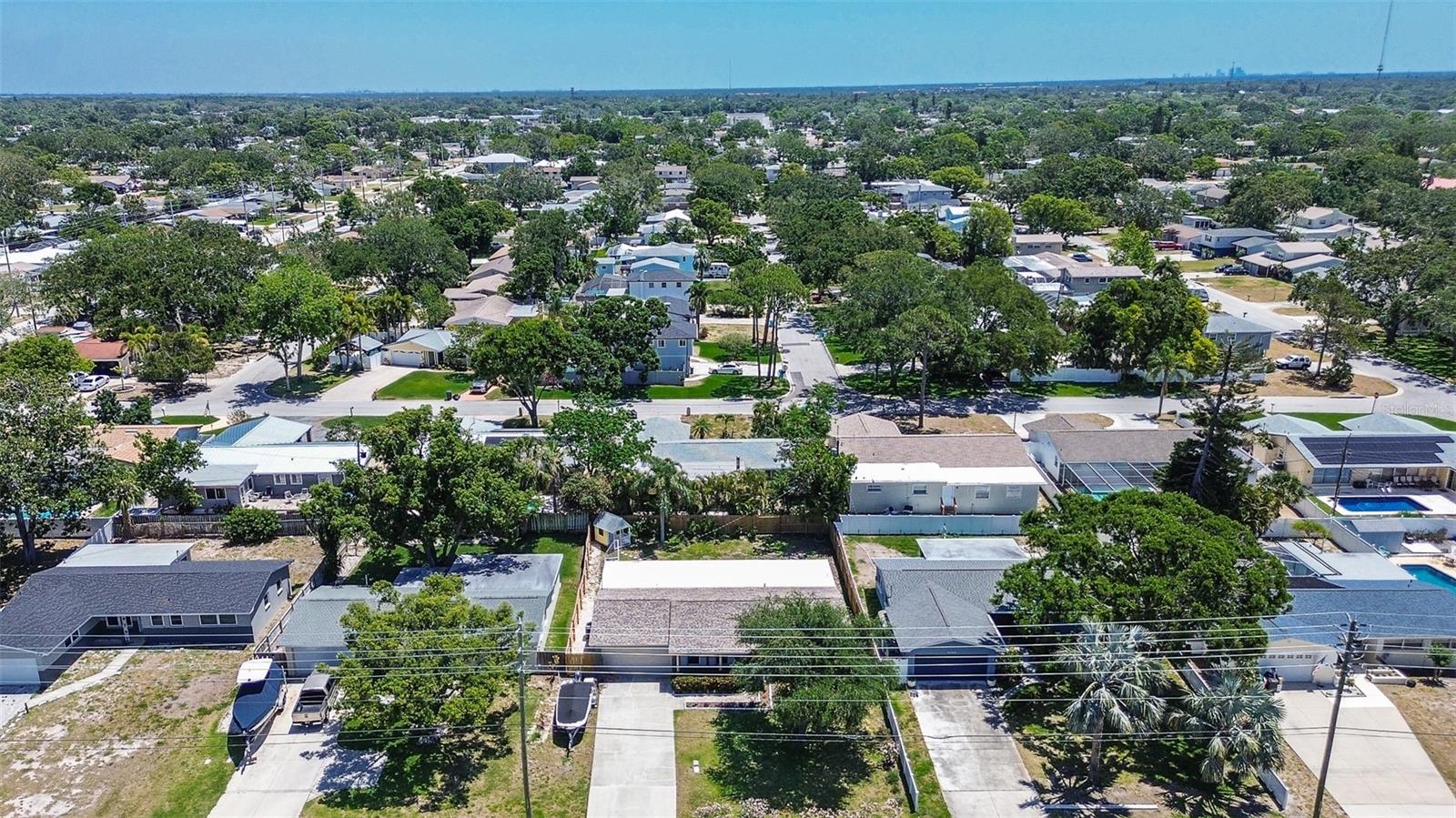 Image 5 of 35 For 8497 137th Street