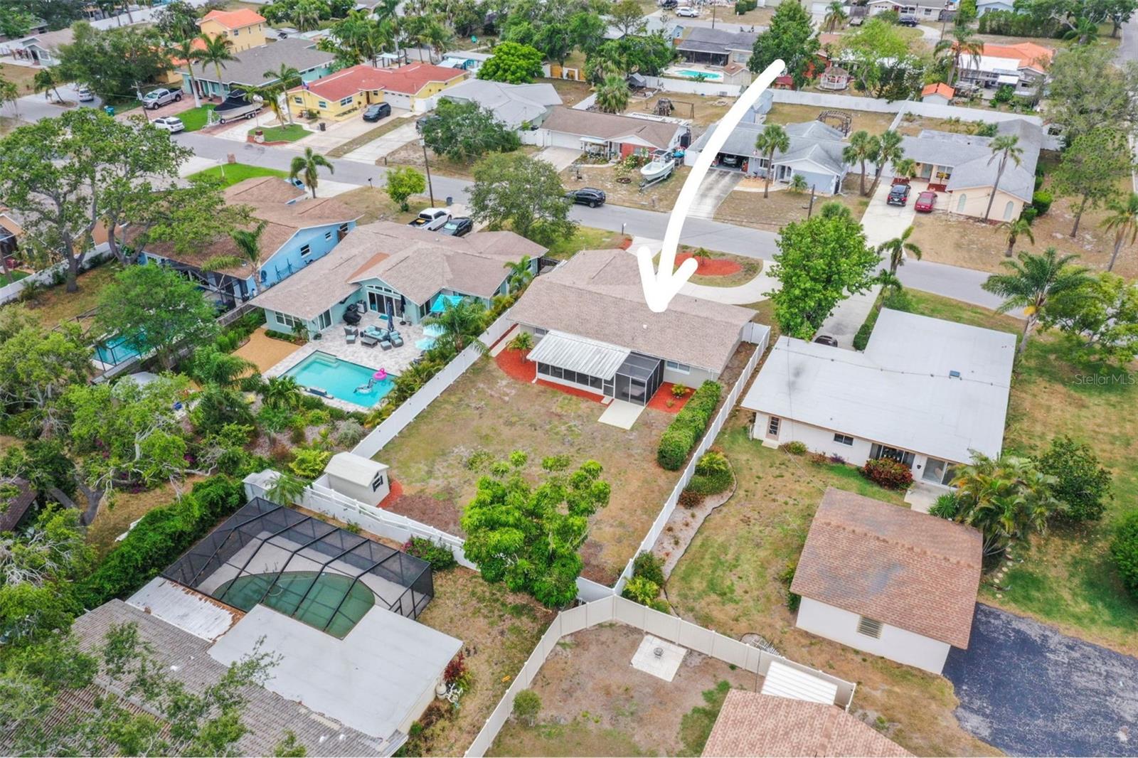 Image 33 of 36 For 14330 Oliver Street