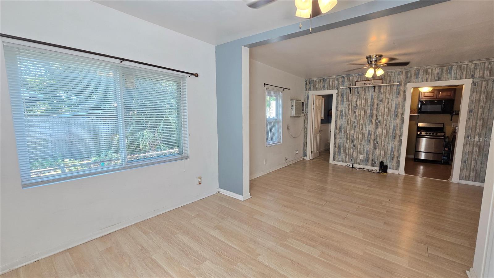 Image 3 of 14 For 342 40th Street N
