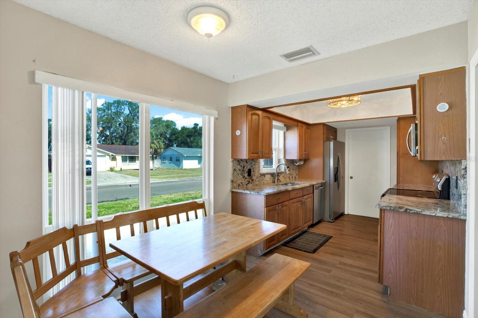 Image 9 of 38 For 8520 Woodall Court