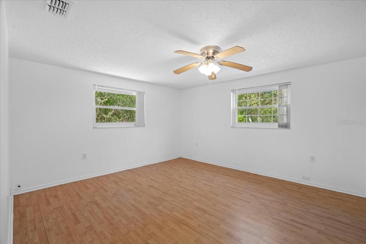 Image 14 of 62 For 7095 South Street