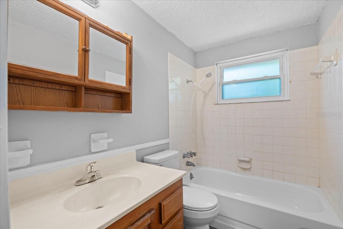 Image 17 of 62 For 7095 South Street