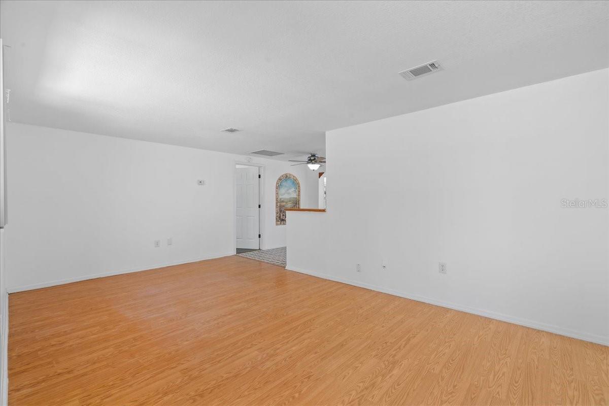 Image 47 of 62 For 7095 South Street