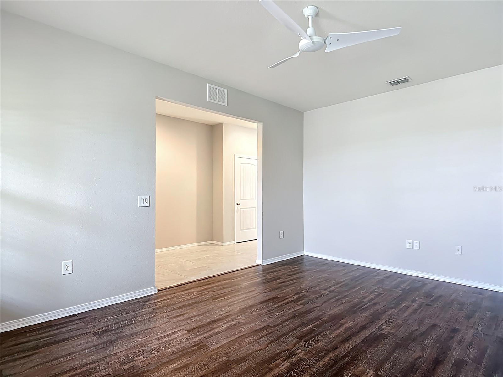 Image 13 of 70 For 15579 Stone House Drive