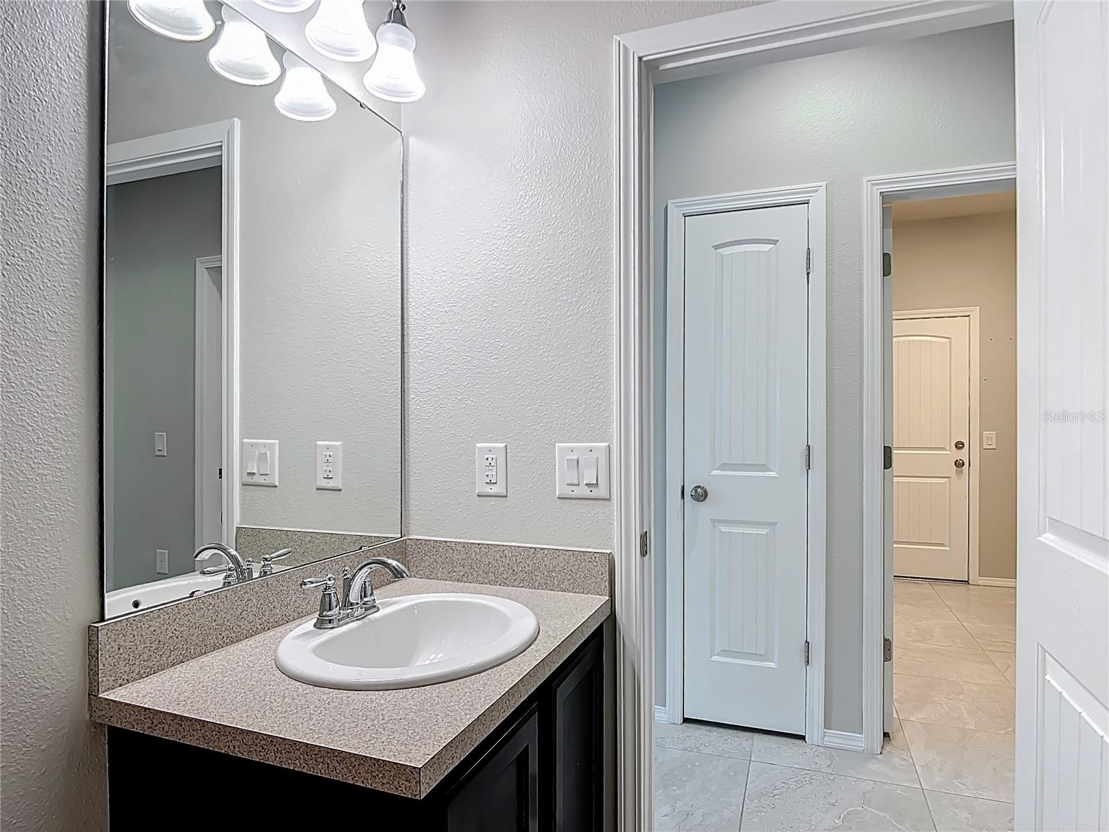 Image 31 of 70 For 15579 Stone House Drive