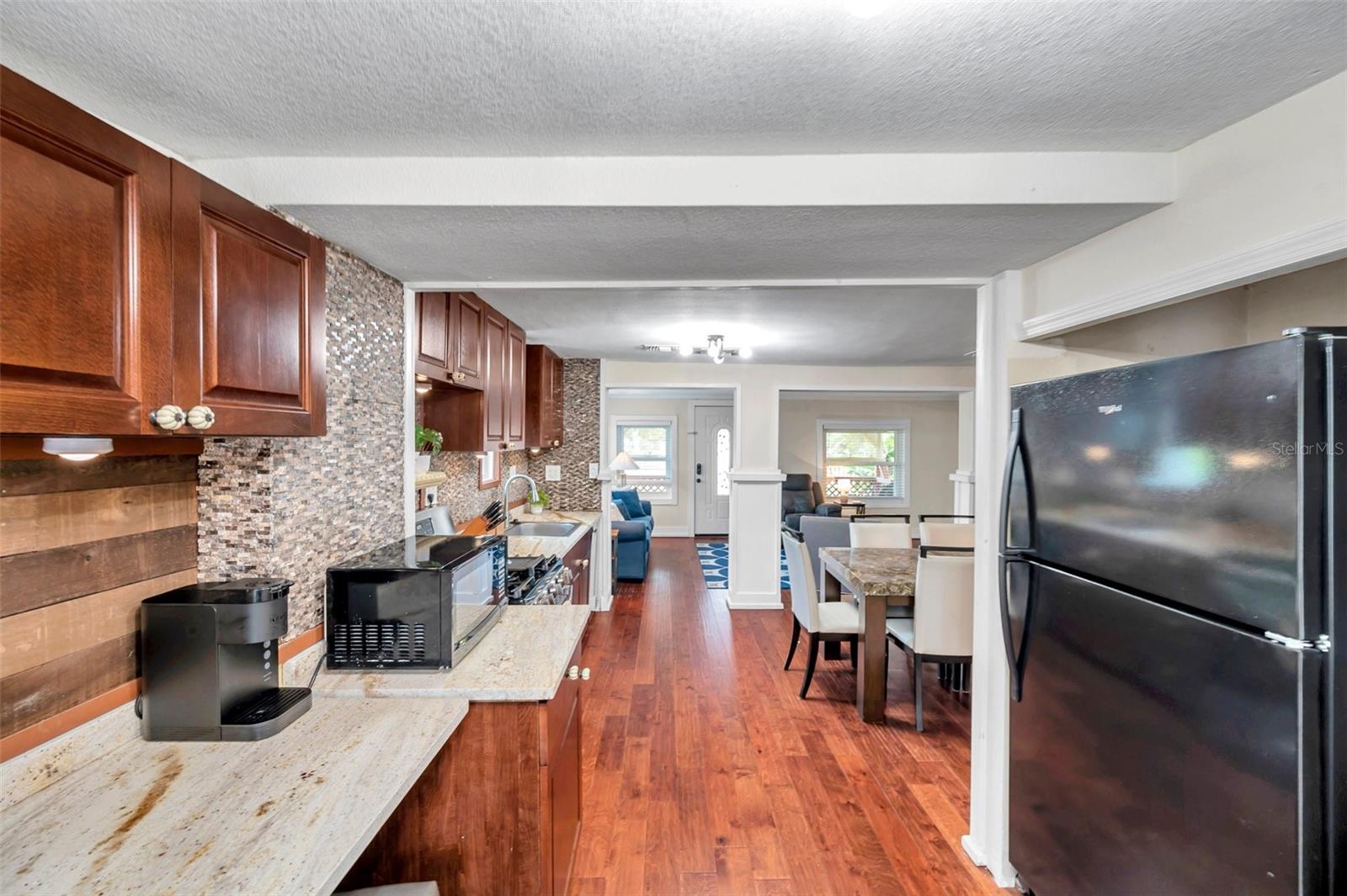 Image 16 of 57 For 1111 32nd Street N
