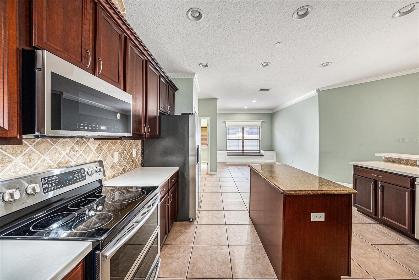 Image 10 of 30 For 1843 Mira Lago Cir