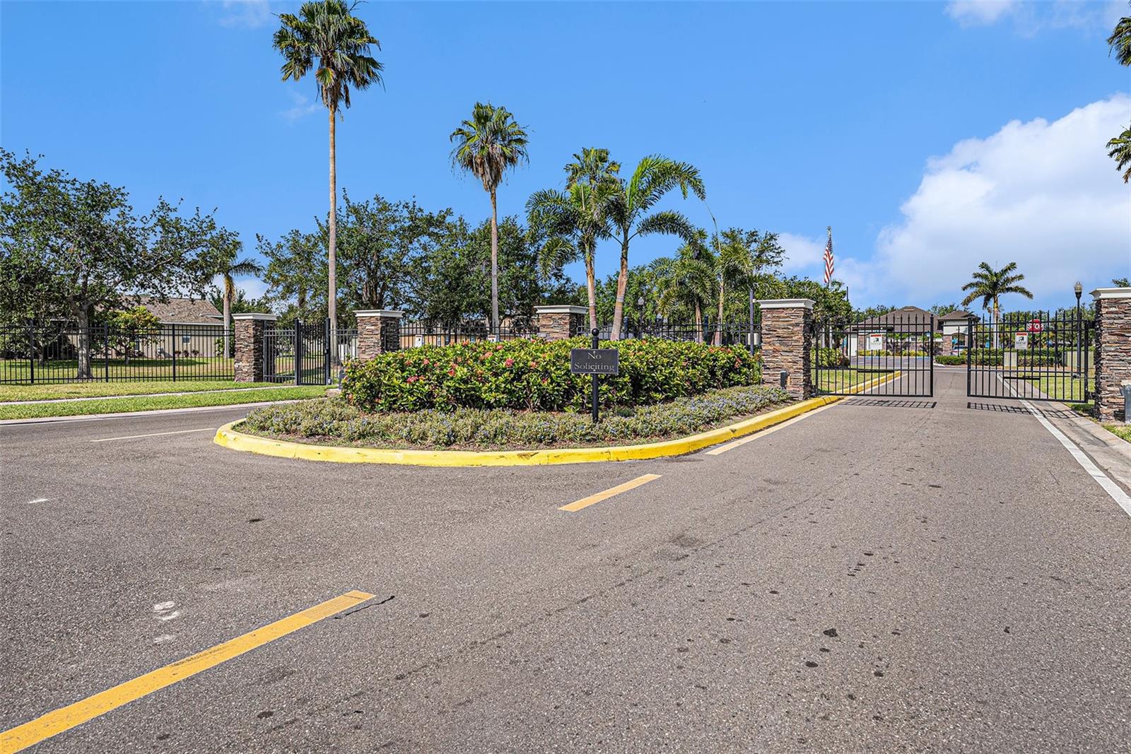 Image 24 of 30 For 1843 Mira Lago Cir