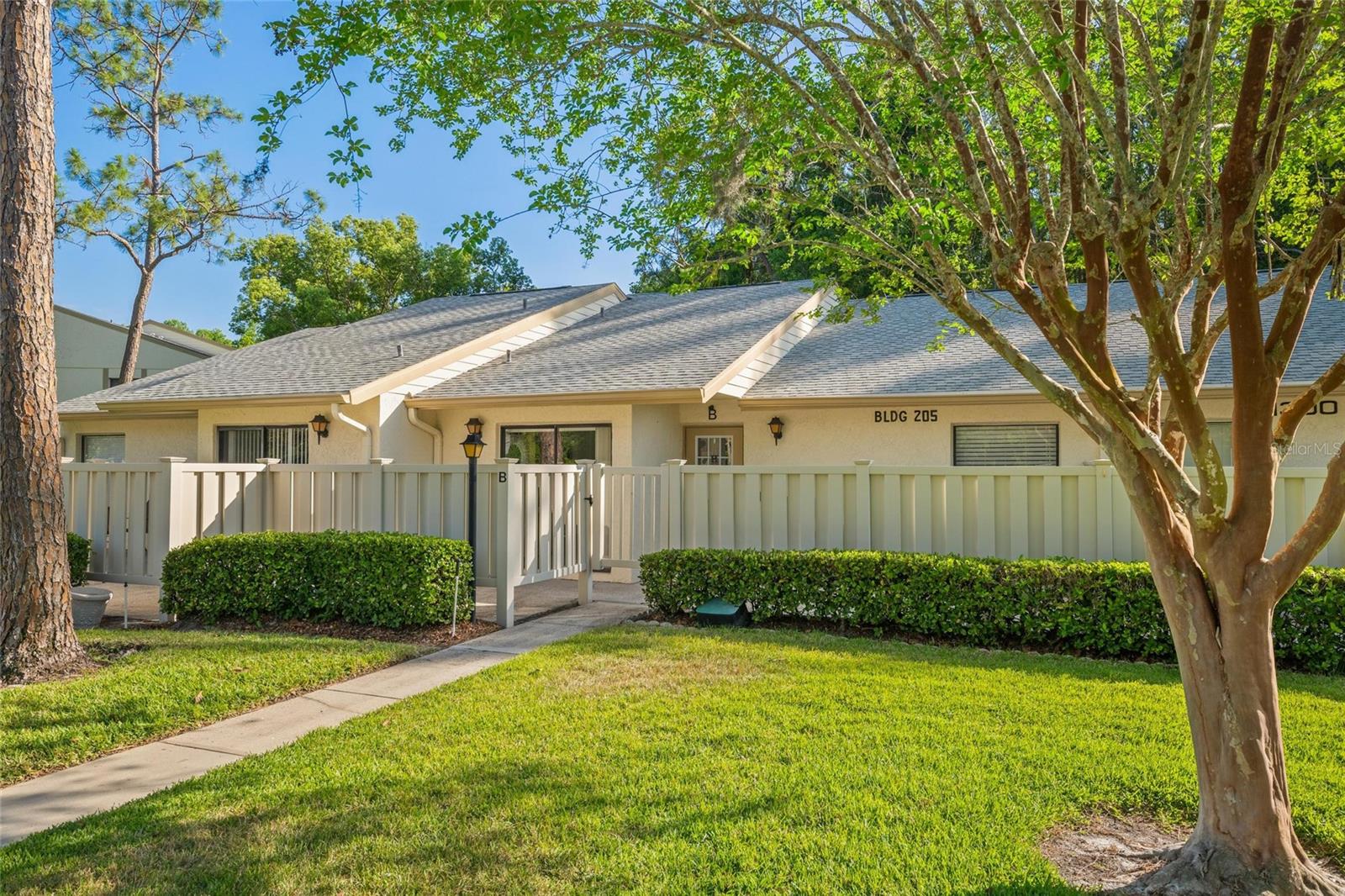 Details for 1300 Shady Pine Way  B, TARPON SPRINGS, FL 34688