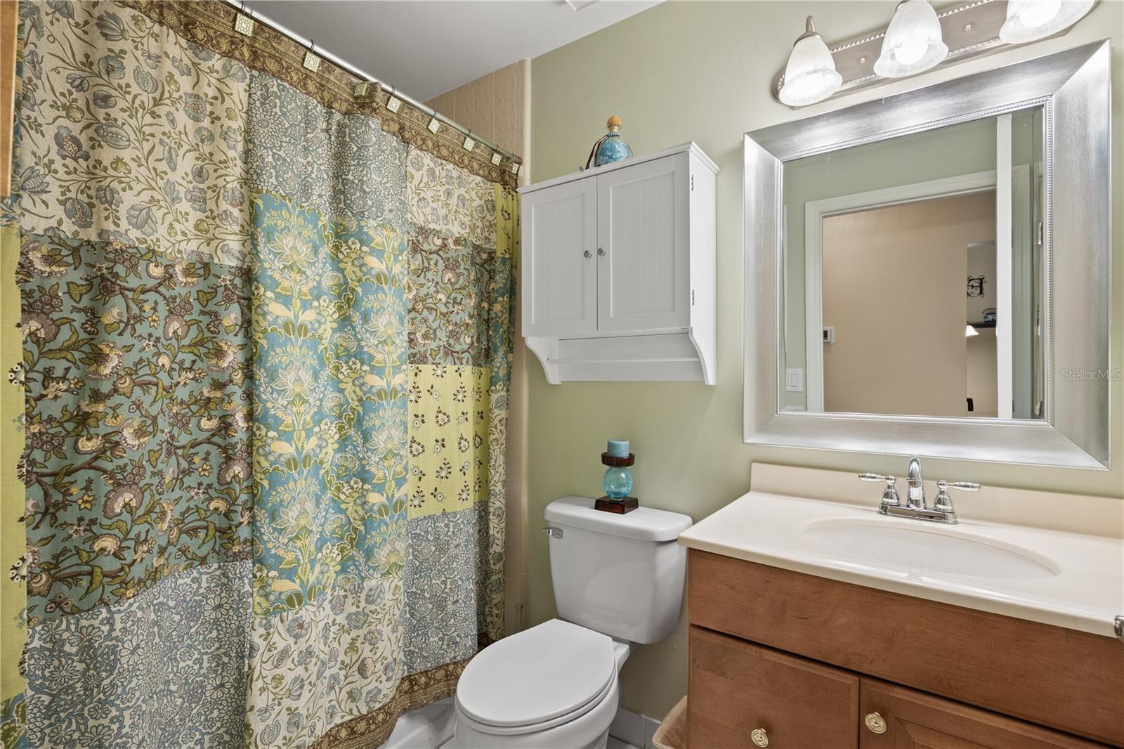 Image 17 of 28 For 1300 Shady Pine Way  B
