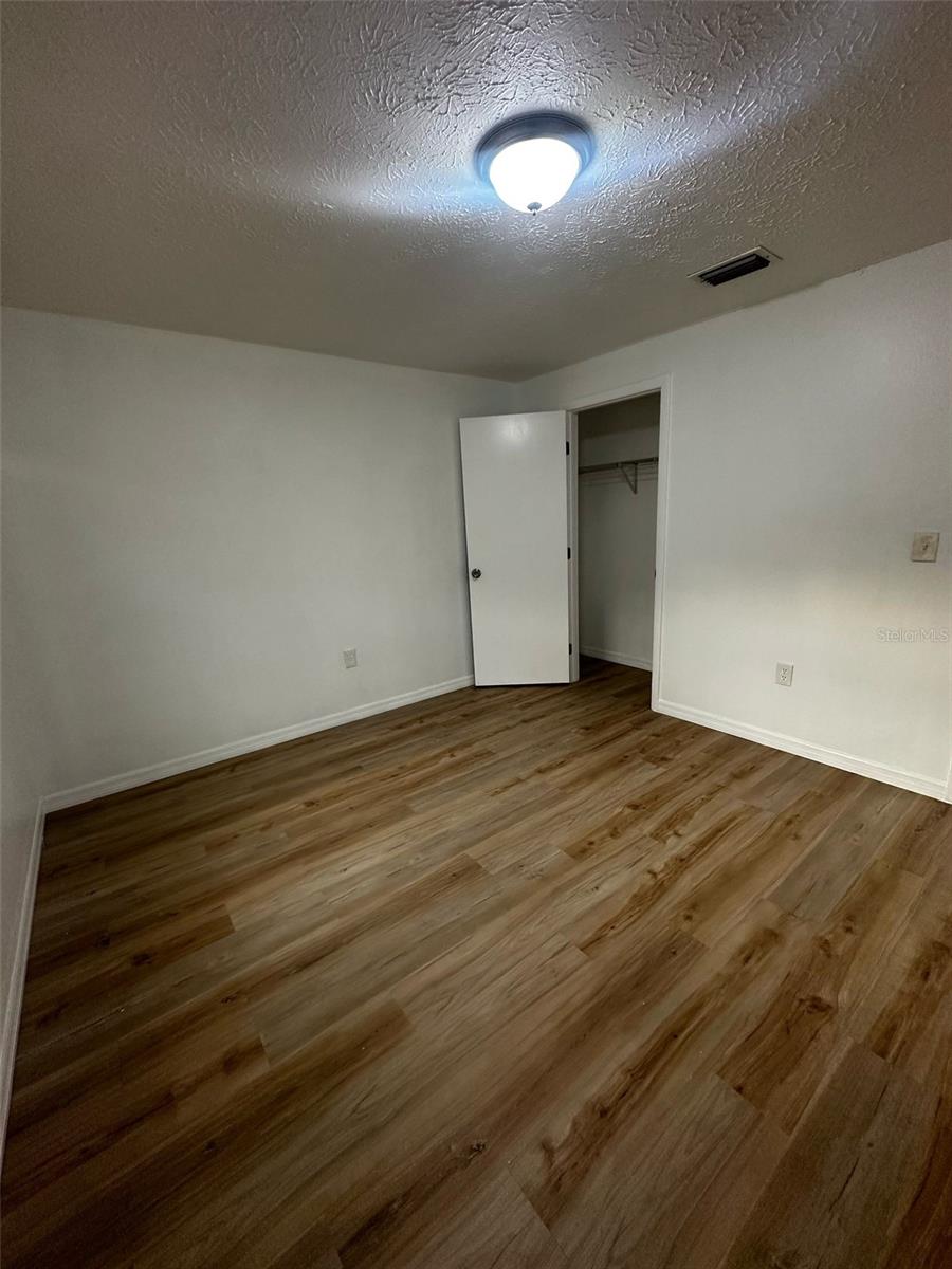 Image 10 of 14 For 4009 Bird Street A