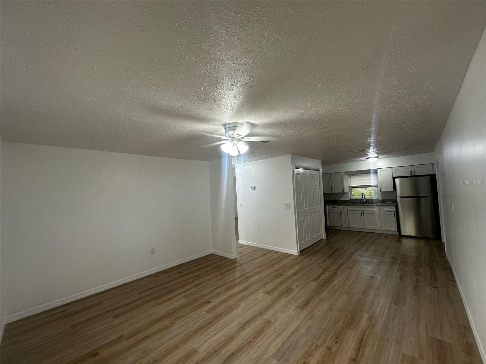 Image 8 of 14 For 4009 Bird Street A