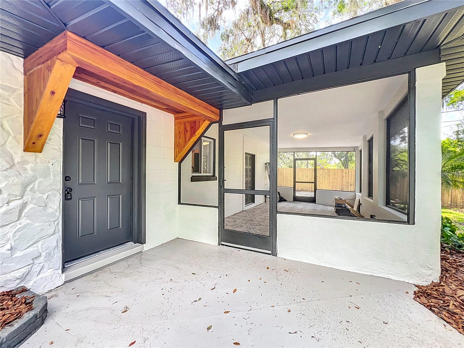 Listing photo id 10 for 6901 19th Street