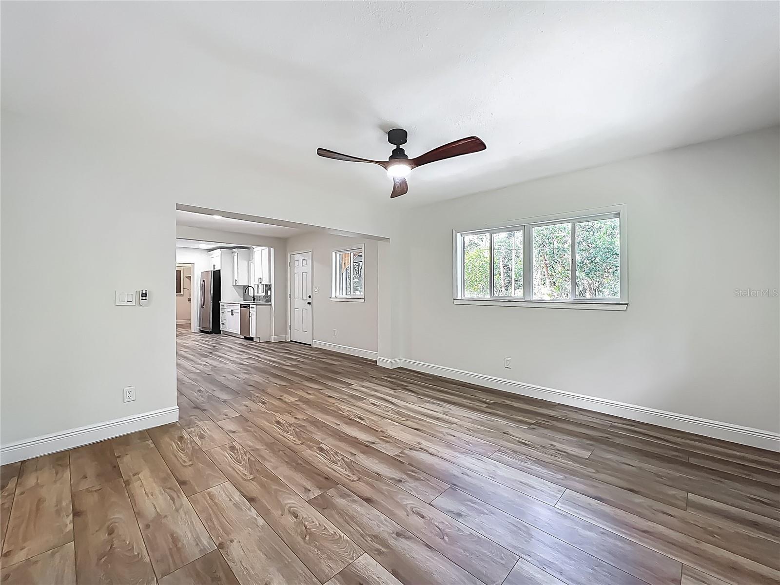 Listing photo id 20 for 6901 19th Street