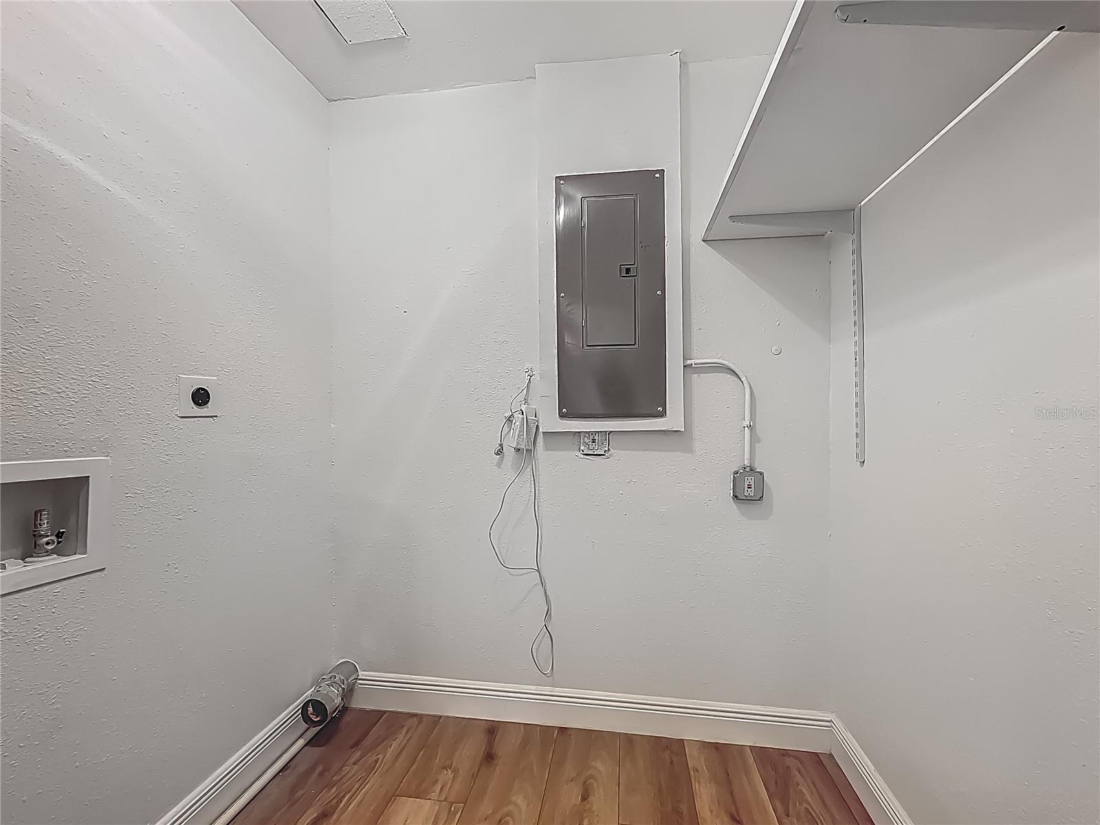 Listing photo id 38 for 6901 19th Street