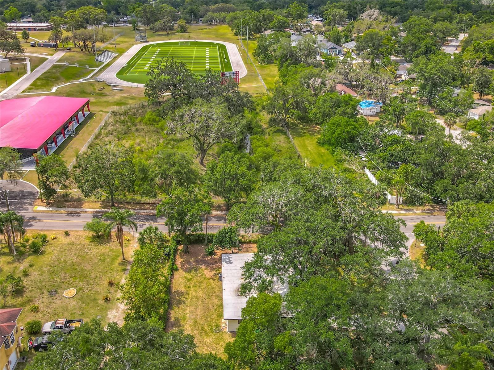 Listing photo id 57 for 6901 19th Street