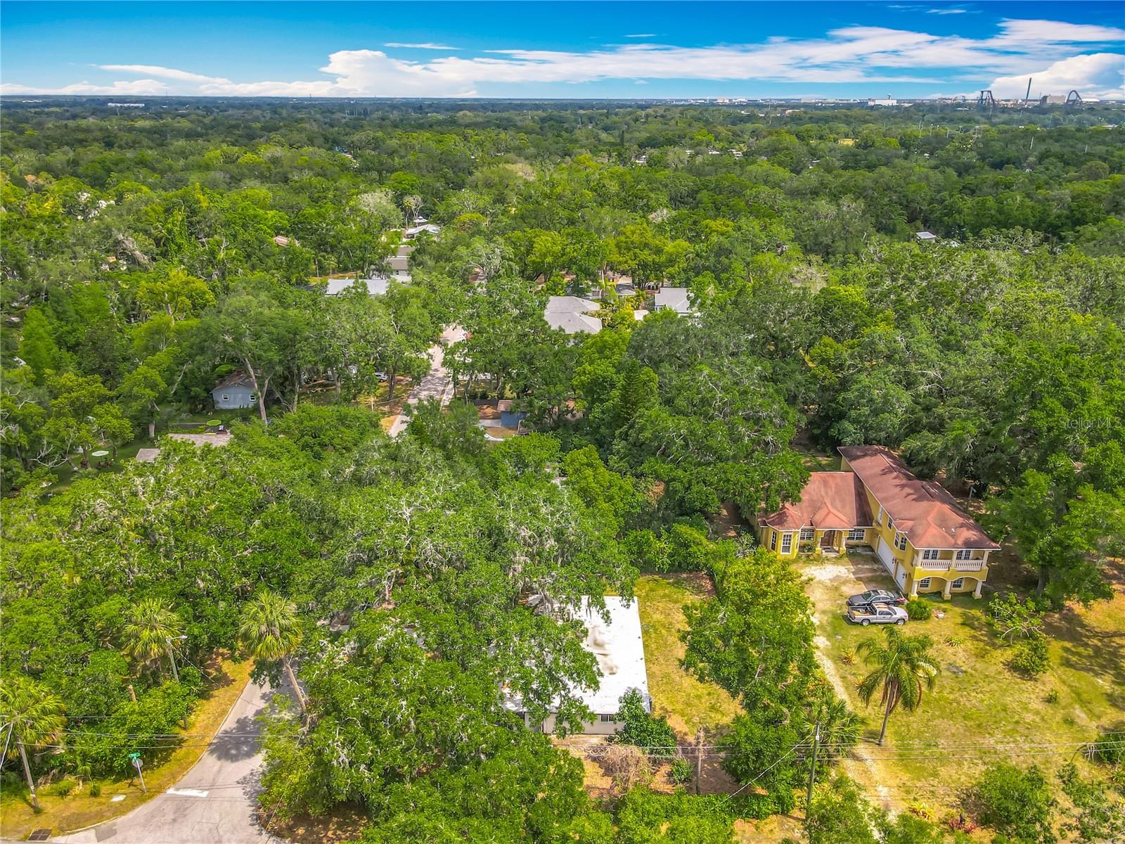 Listing photo id 58 for 6901 19th Street