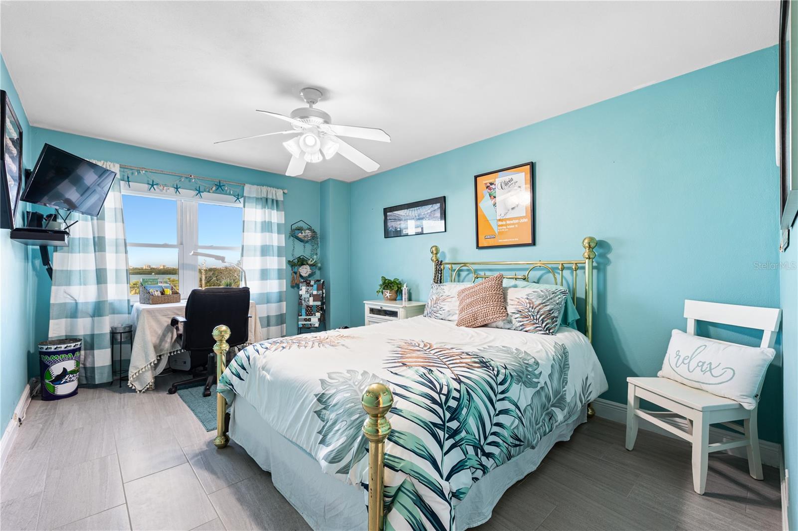 Image 26 of 60 For 7200 Sunshine Skyway Lane S 4b