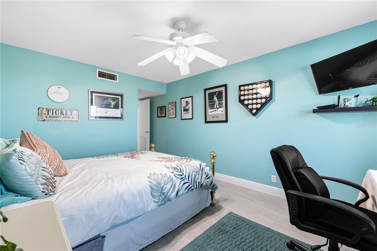 Image 27 of 60 For 7200 Sunshine Skyway Lane S 4b