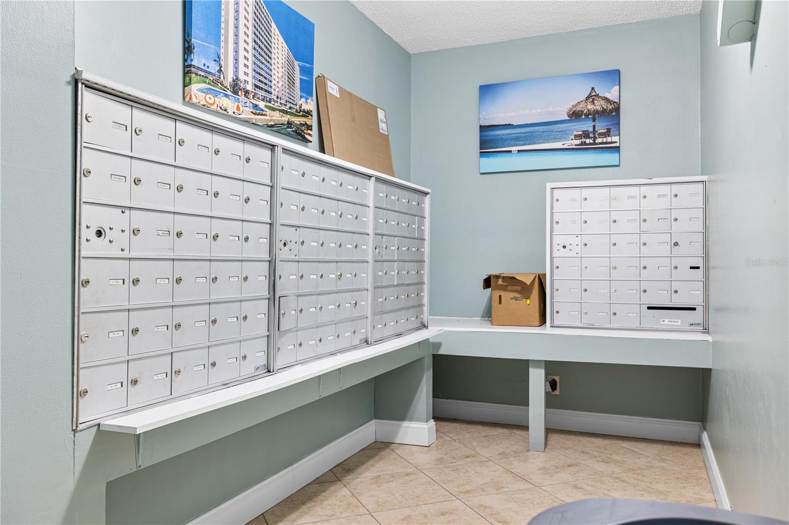 Image 38 of 60 For 7200 Sunshine Skyway Lane S 4b