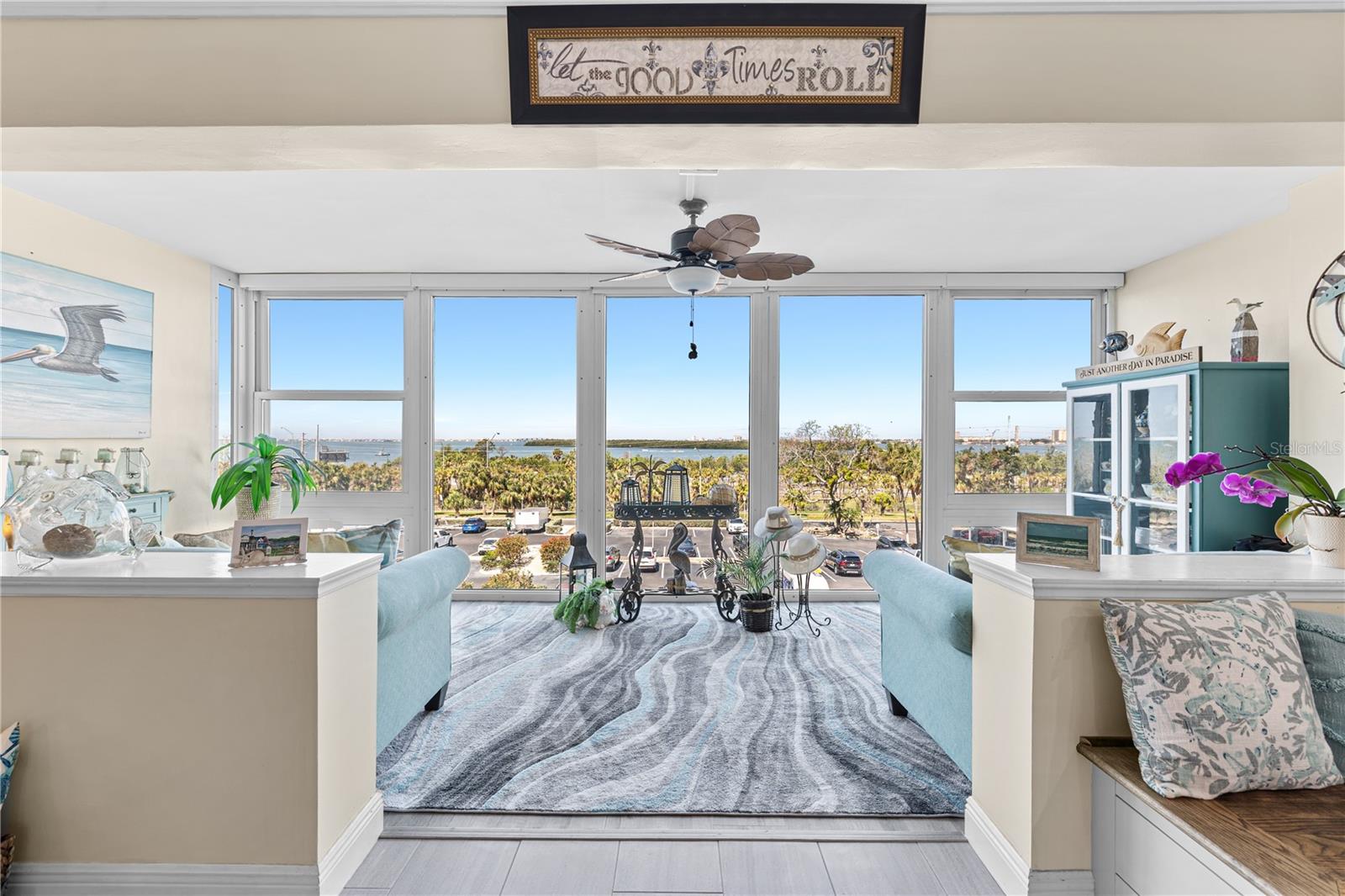 Image 5 of 60 For 7200 Sunshine Skyway Lane S 4b