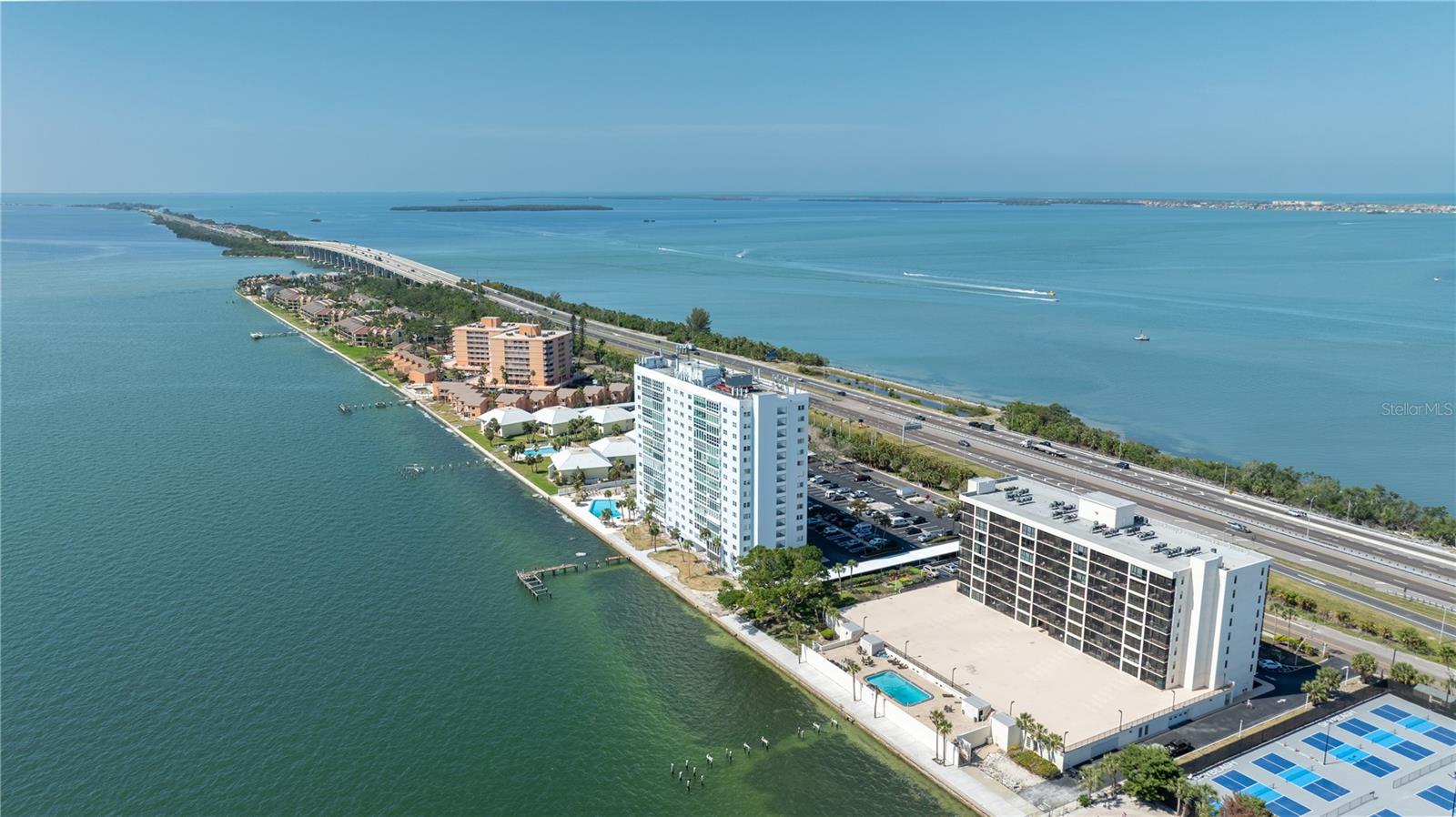 Image 50 of 60 For 7200 Sunshine Skyway Lane S 4b