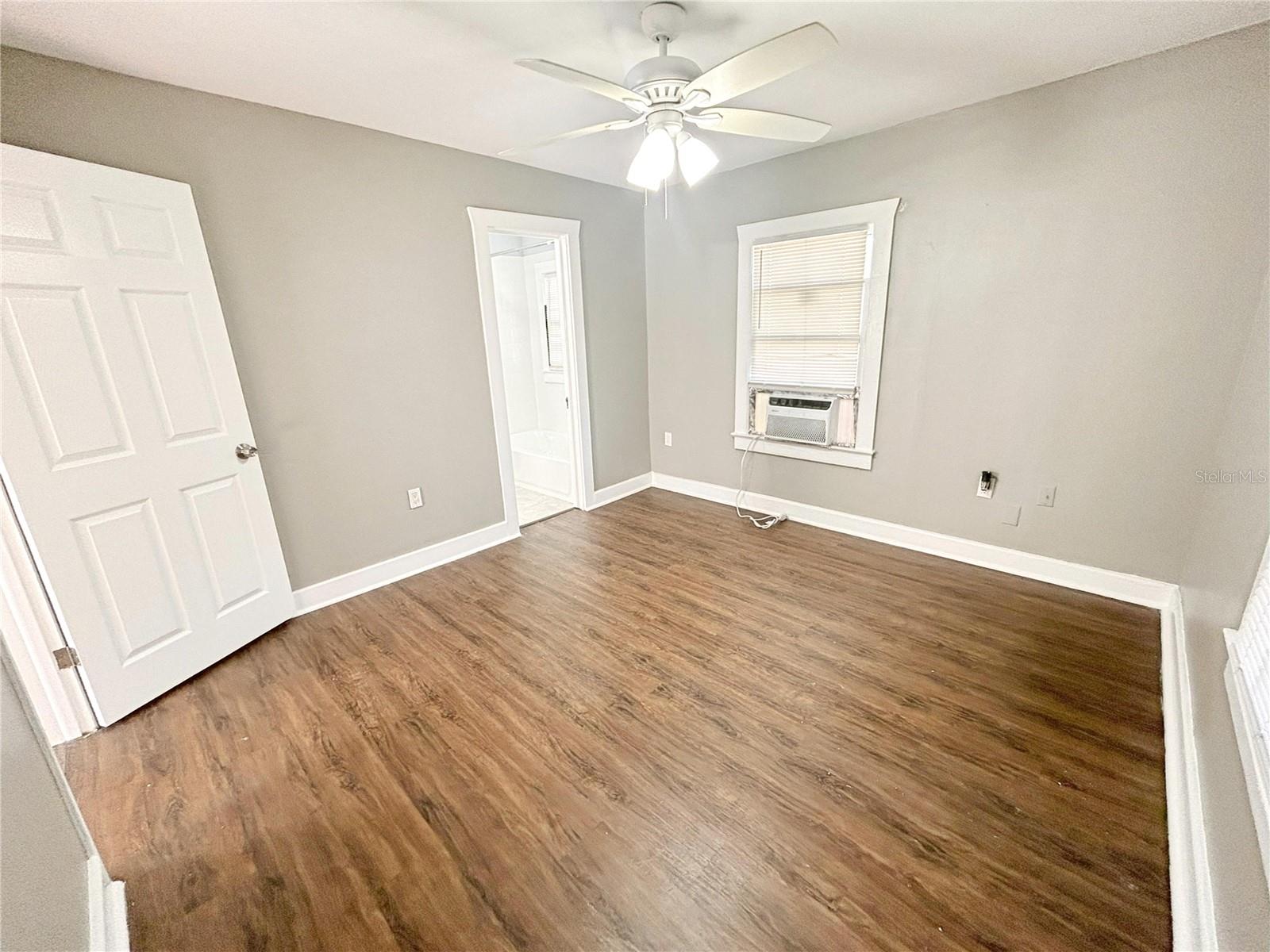 Image 8 of 10 For 622 15th Street