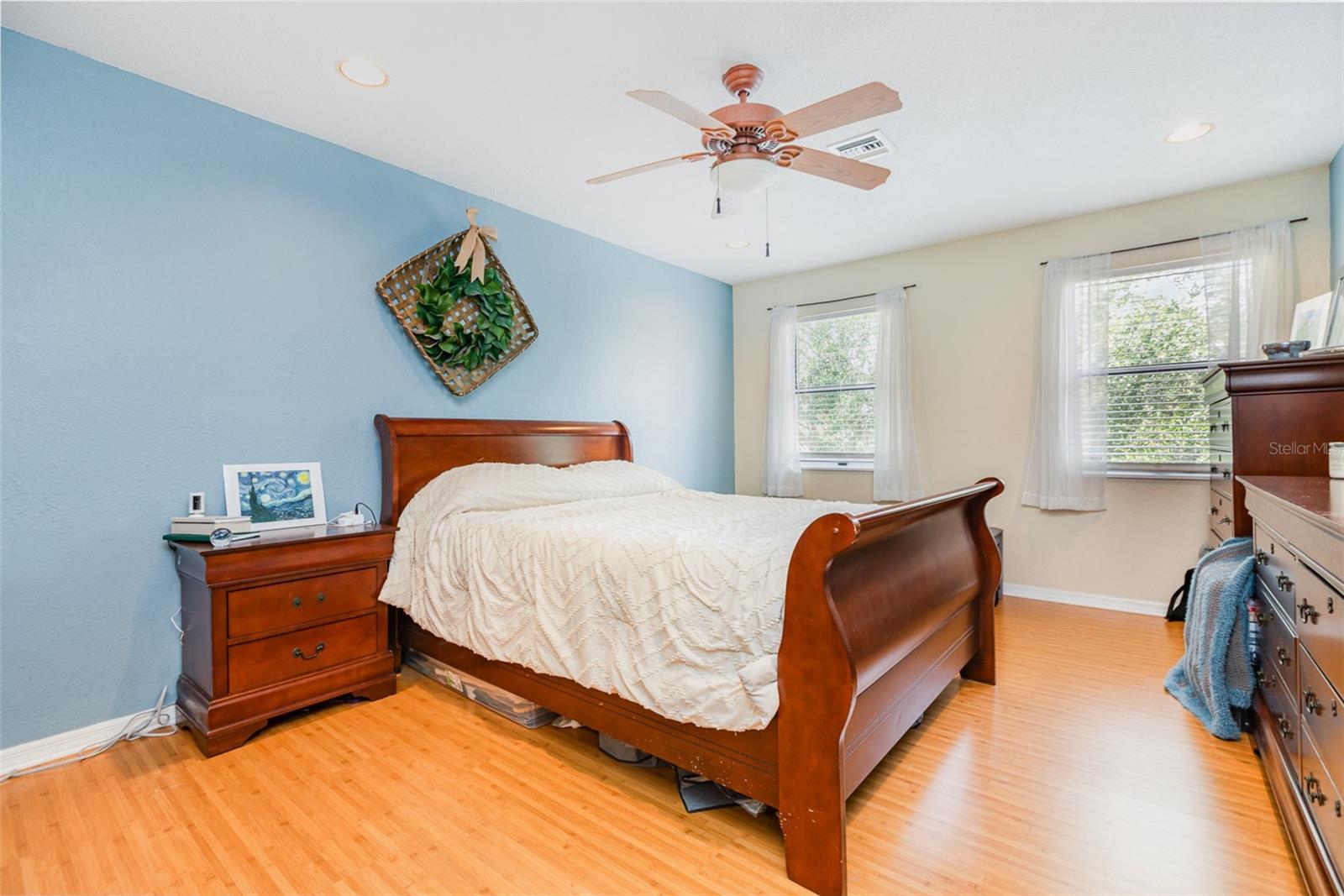 Image 14 of 33 For 1350 Mustang Street