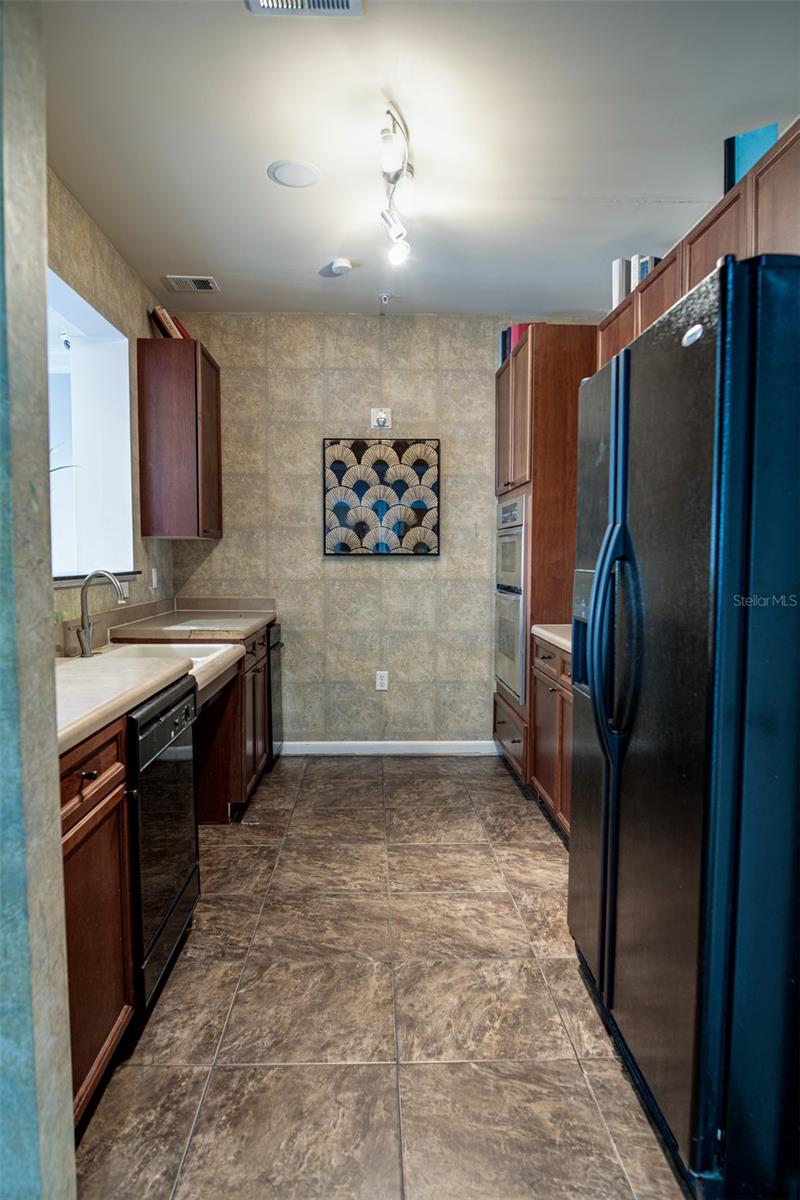 Image 35 of 36 For 4221 Spruce Street 2422
