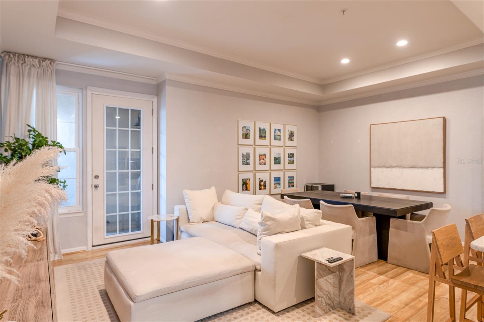 Image 4 of 36 For 4221 Spruce Street 2422