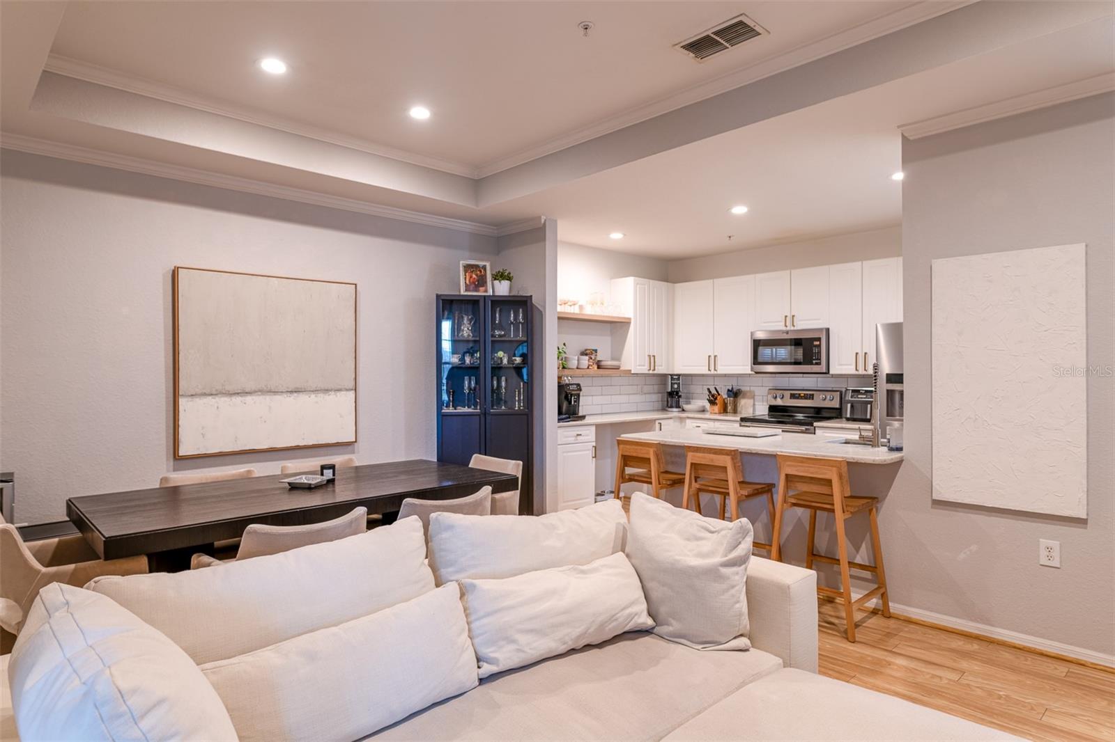 Image 8 of 36 For 4221 Spruce Street 2422
