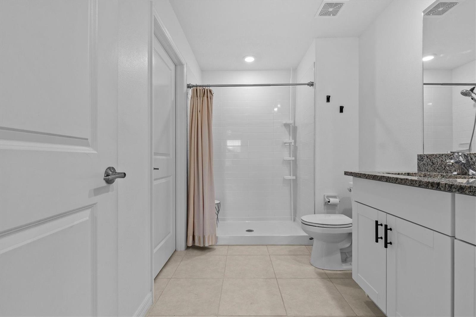 Image 15 of 41 For 10433 Alder Green Drive