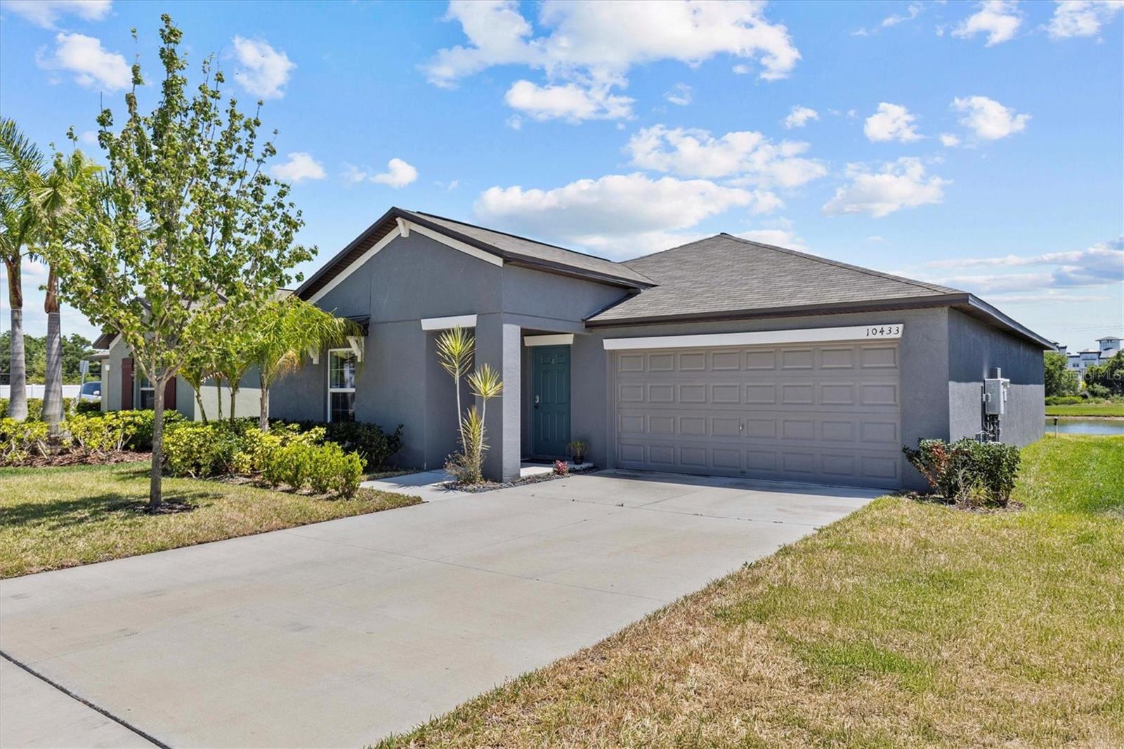 Image 2 of 41 For 10433 Alder Green Drive