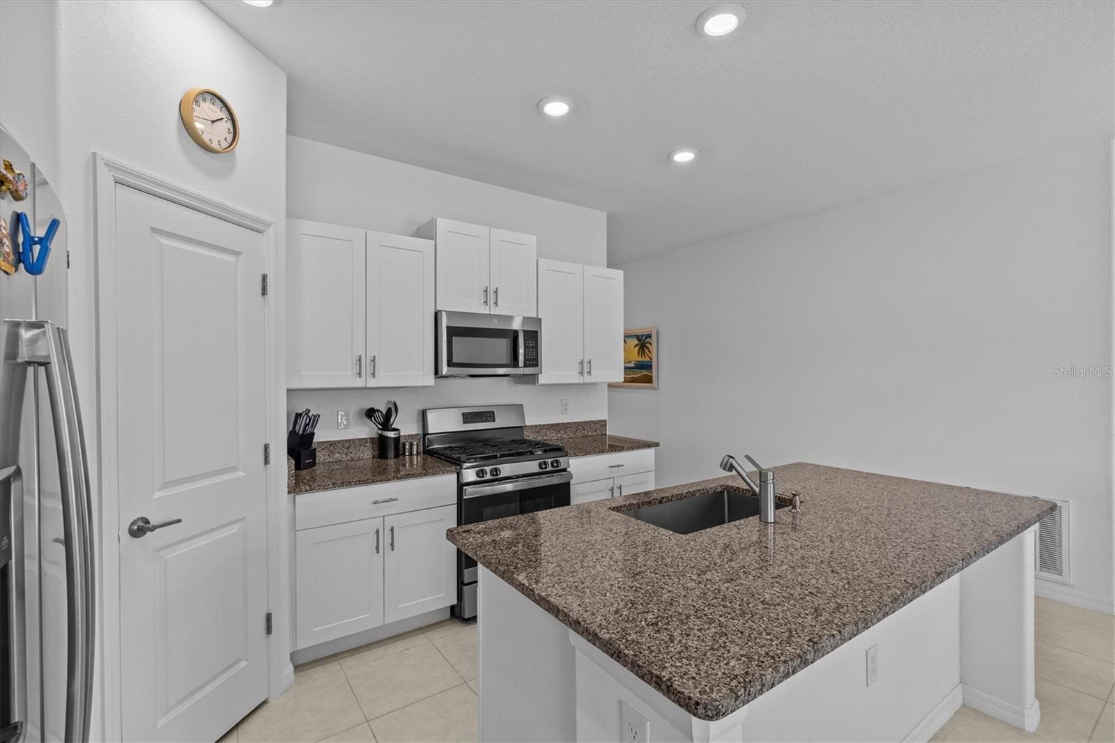 Image 21 of 41 For 10433 Alder Green Drive