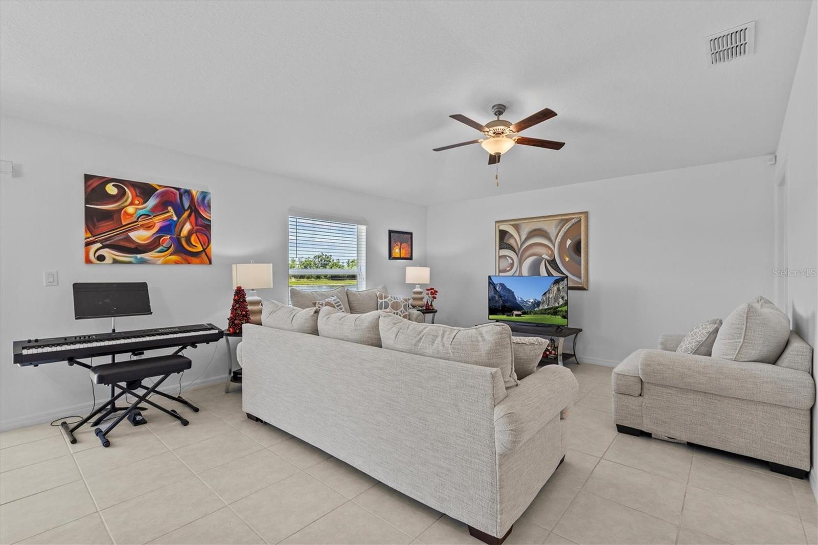 Image 25 of 41 For 10433 Alder Green Drive