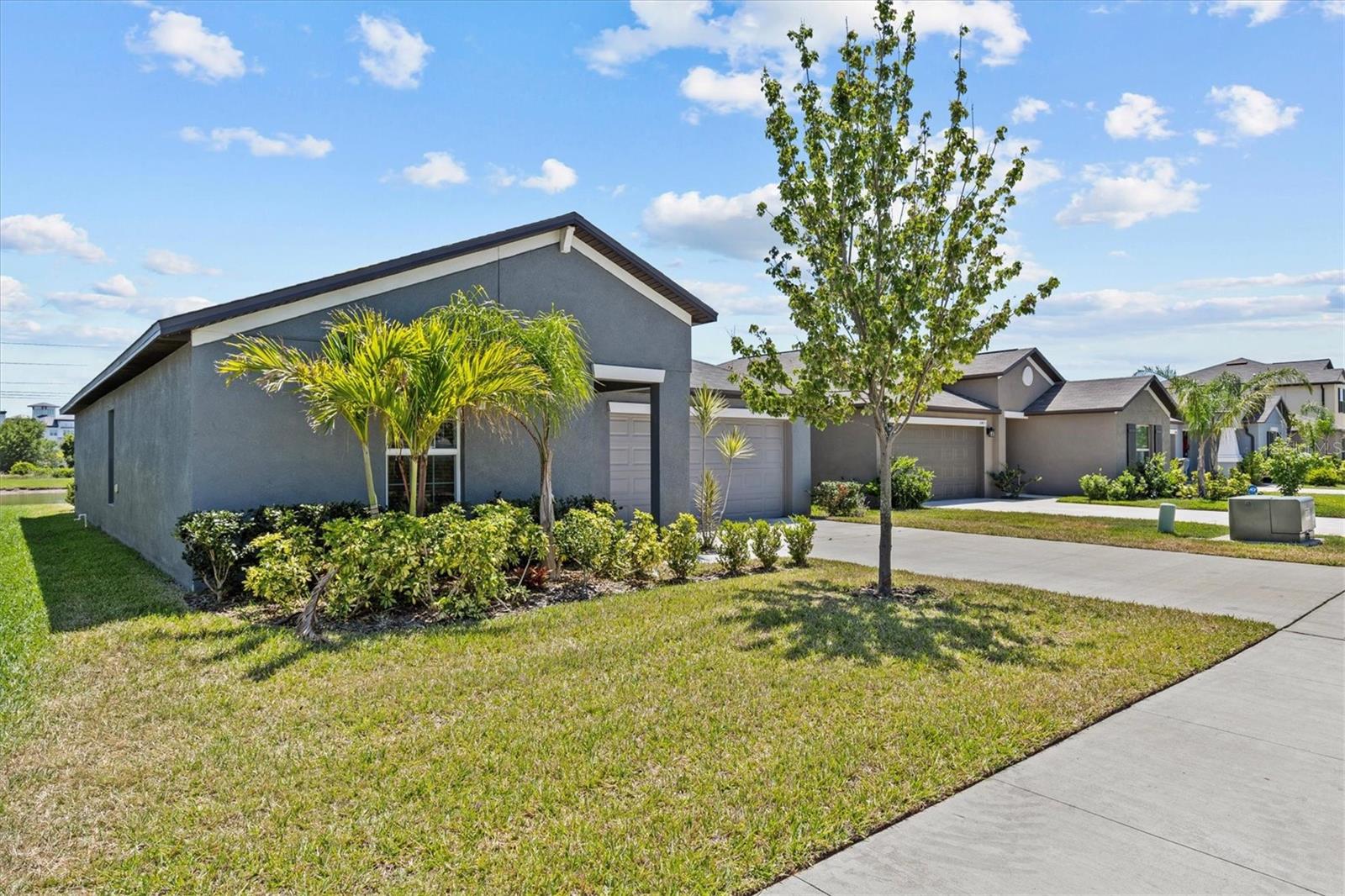 Image 3 of 41 For 10433 Alder Green Drive