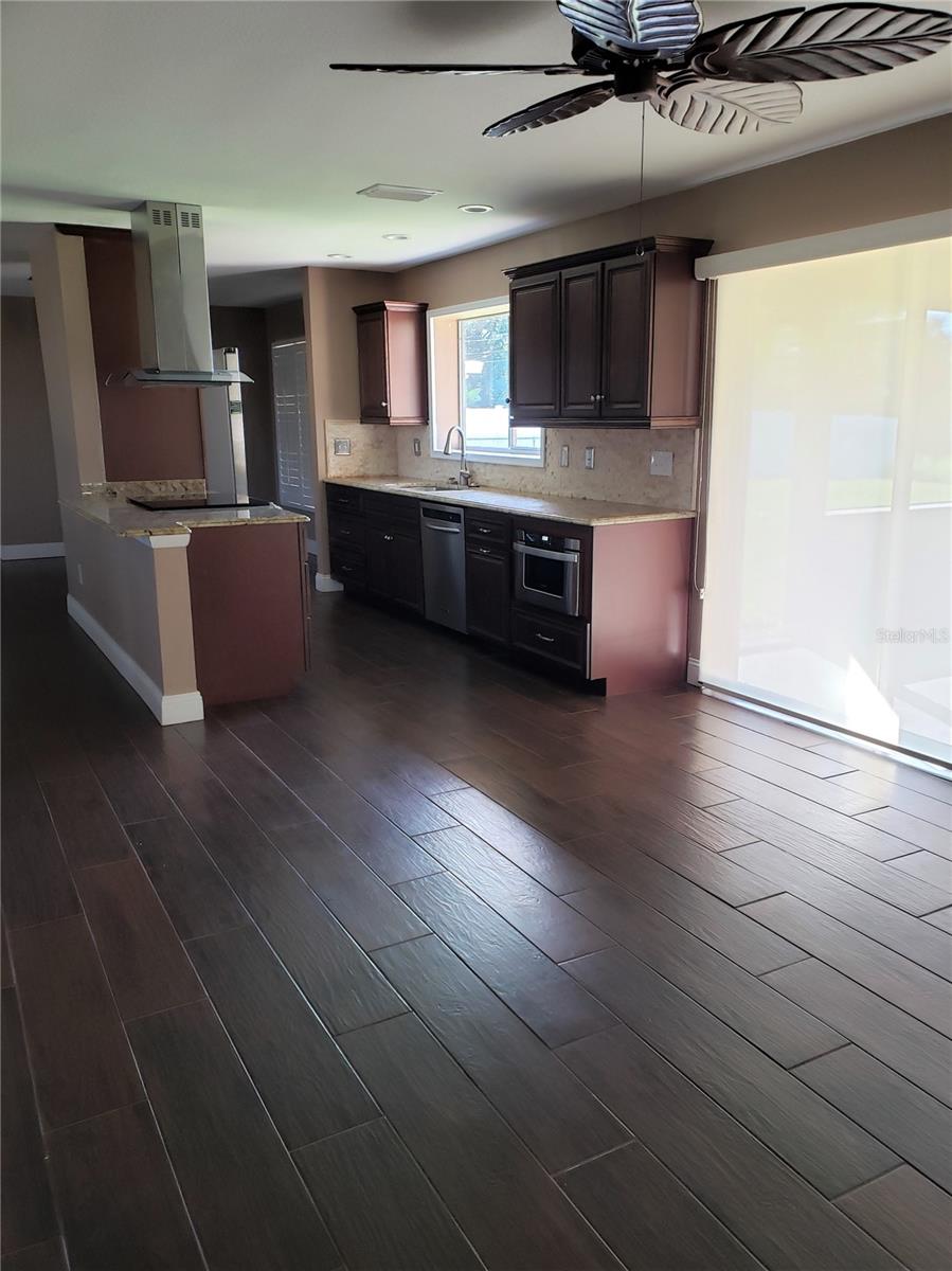 Image 7 of 28 For 10800 99th Place