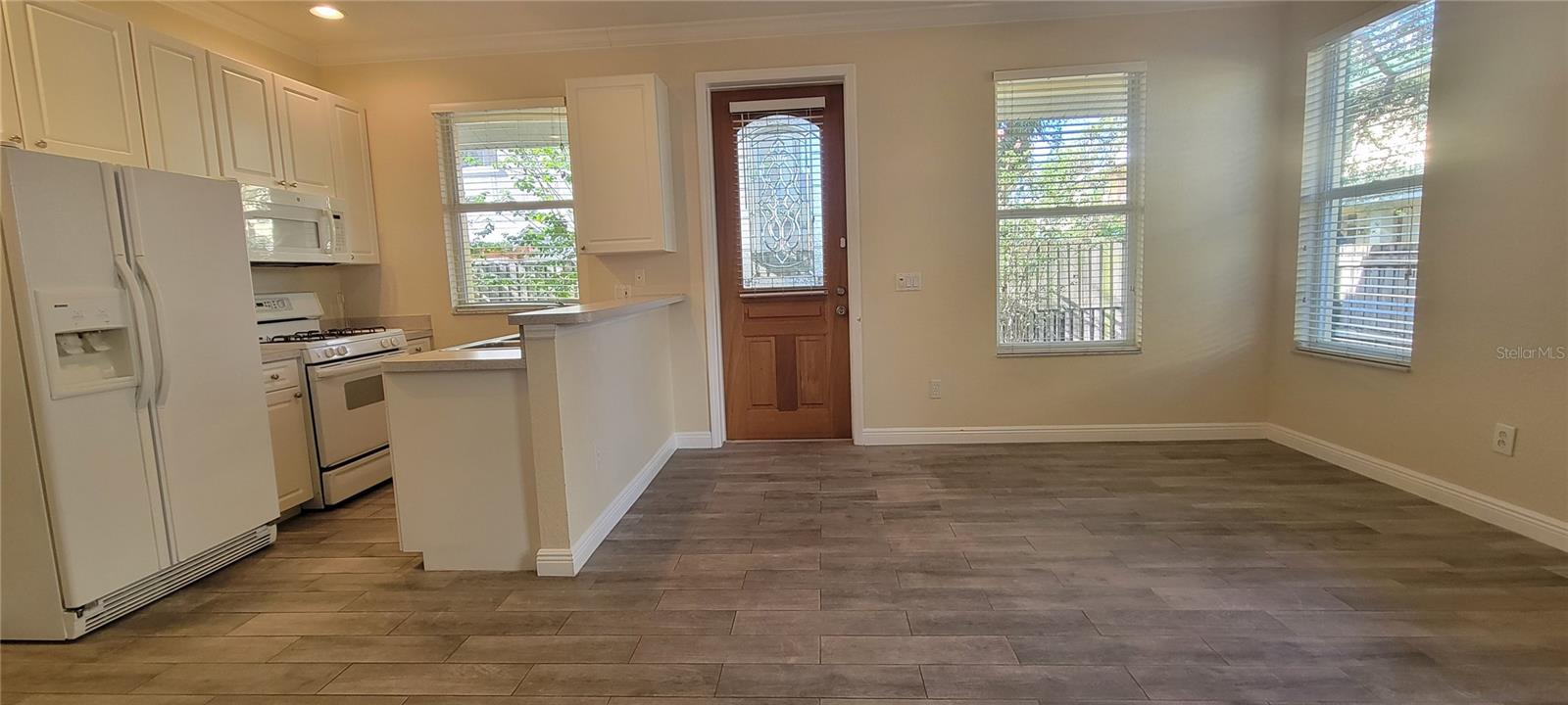 Image 7 of 15 For 1112 Islamorada Lane