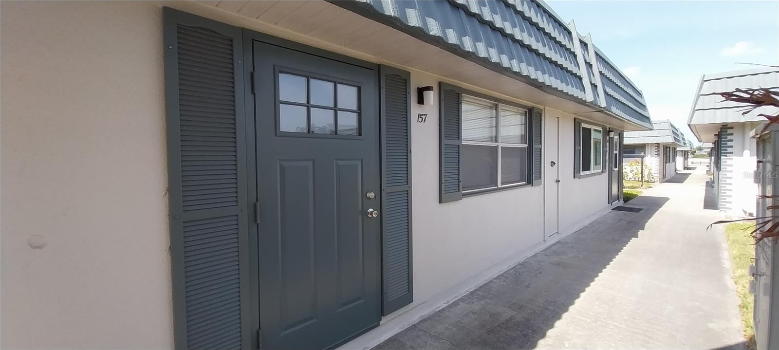 Image 4 of 15 For 1811 Bedford Lane 157