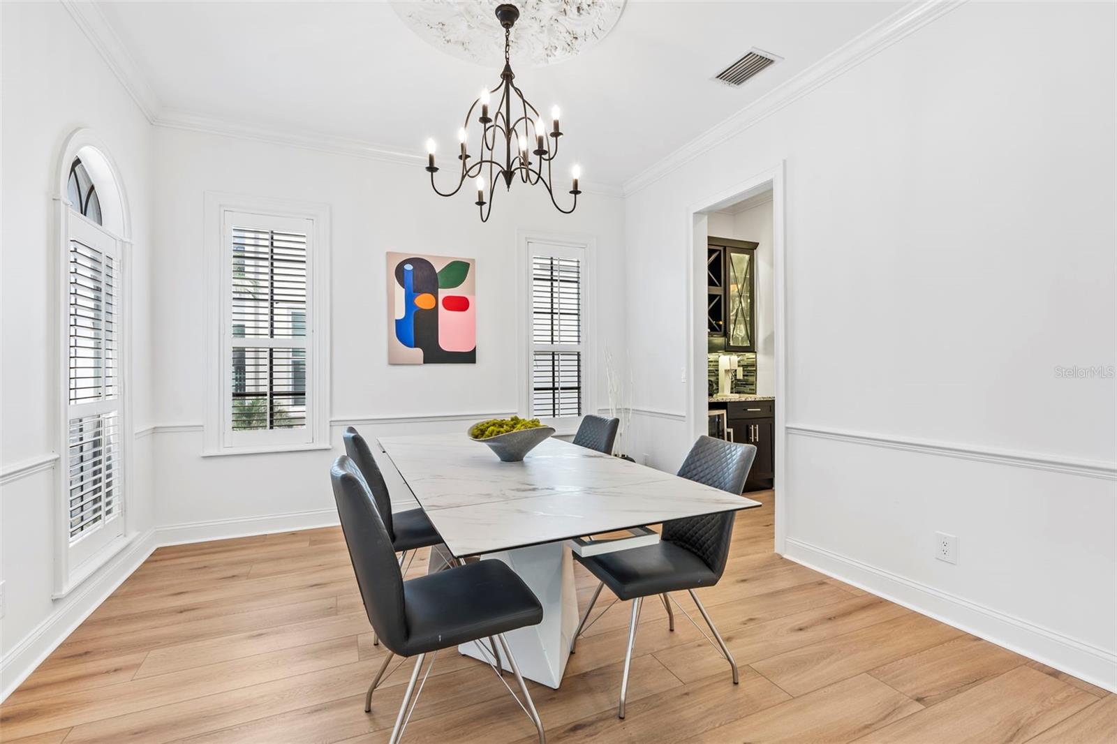 Image 11 of 63 For 3117 Knights Avenue