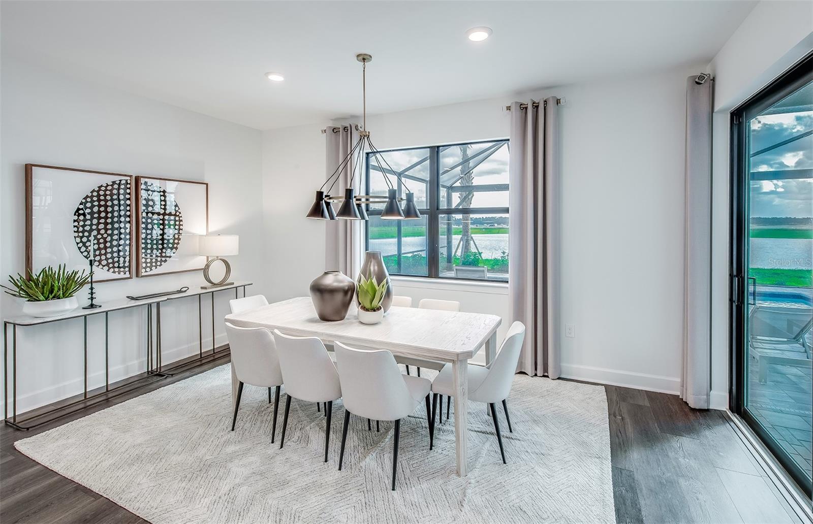 Image 11 of 67 For 5949 Bluestar Court