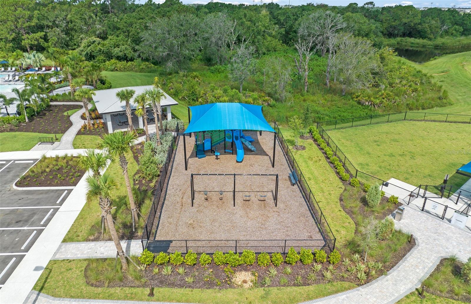 Image 44 of 67 For 5949 Bluestar Court