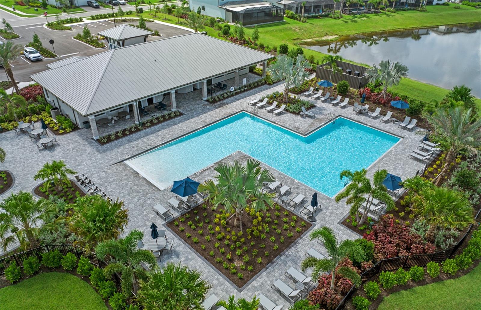 Image 49 of 67 For 5949 Bluestar Court